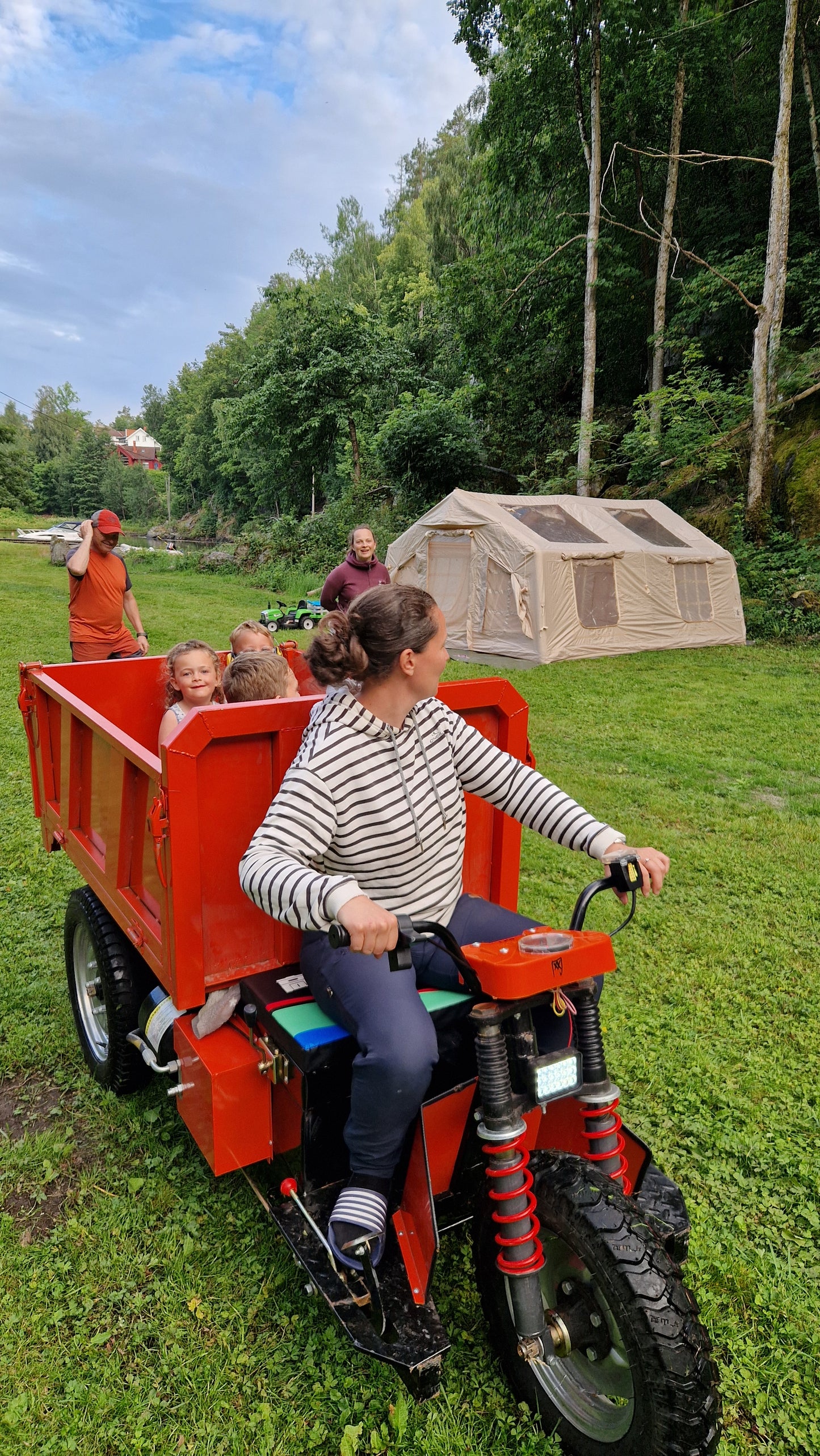 Elektrisk TukTuk med tipp!